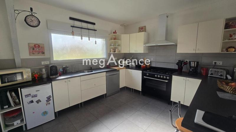 Maison - 315 m² - 5 pièces