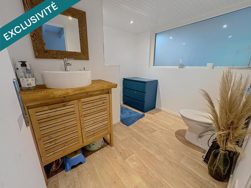 Maison - 246 m² - 7 pièces