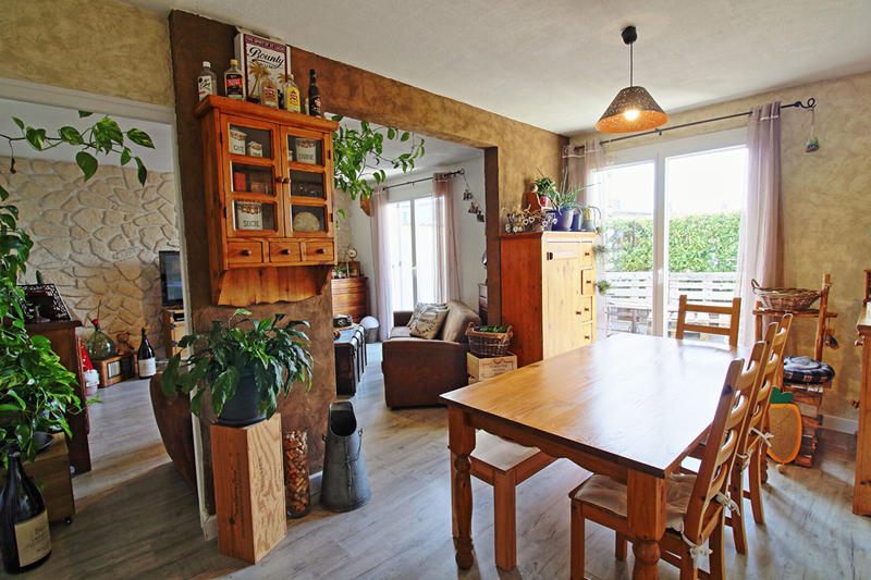 Maison - 94 m² - 4 pièces