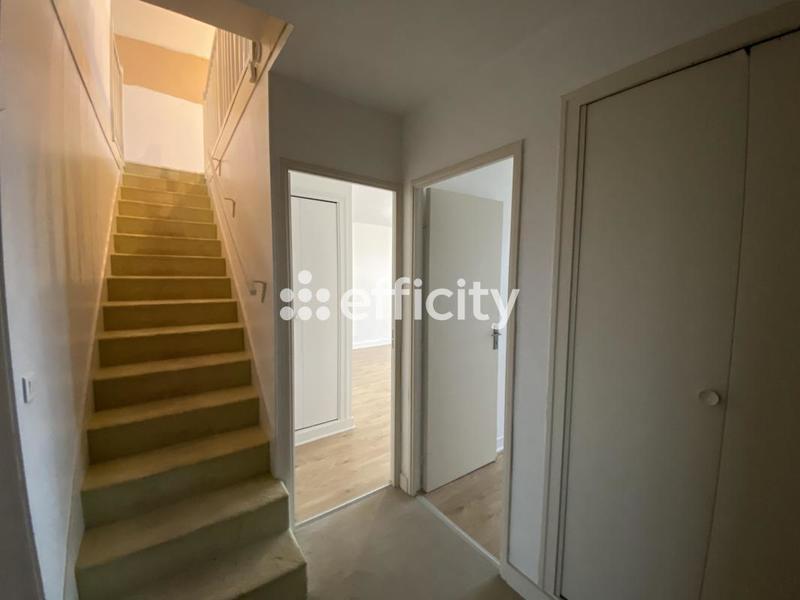 Appartement - 116 m² - 6 pièces