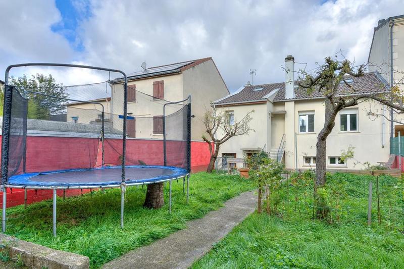 Maison - 114 m² - 6 pièces