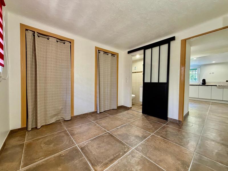 Maison - 99 m² - 5 pièces