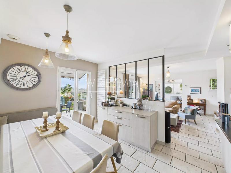 Villa - 130 m² - 6 pièces