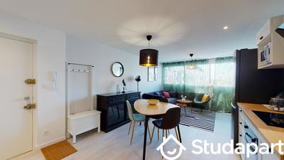 Chambre - 11 m² - 1 pièce