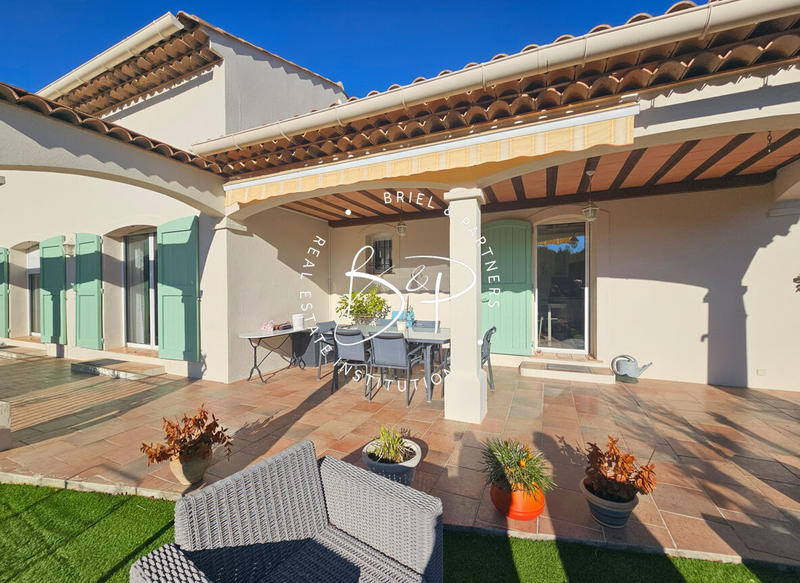 Maison - 190 m² - 6 pièces