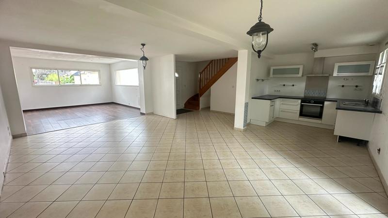 Maison - 111 m² - 5 pièces