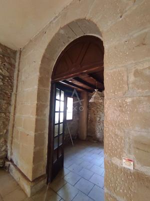 Maison en pierre - 218 m² - 15 pièces