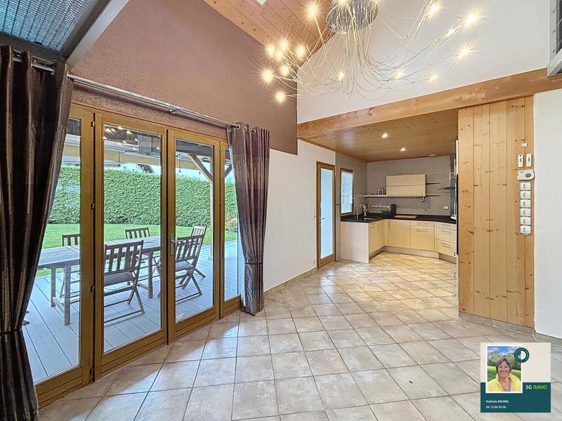 Villa - 158 m² - 7 pièces