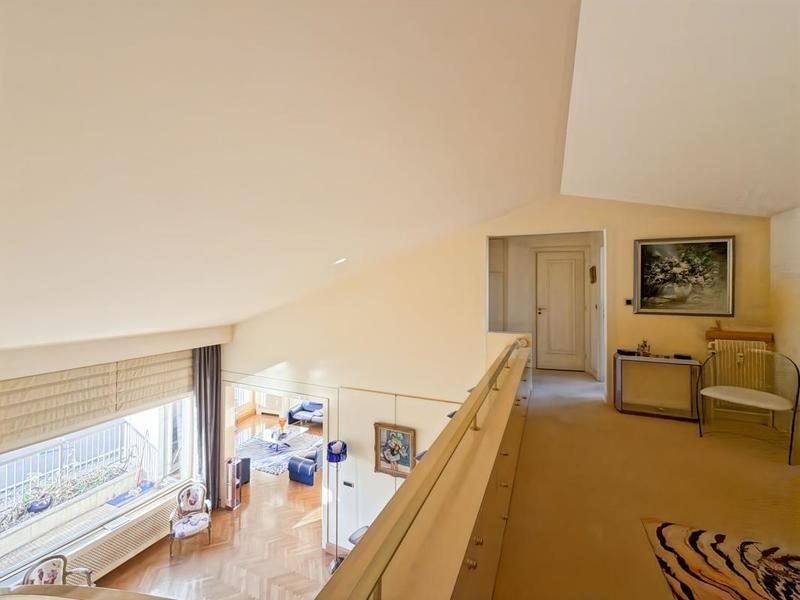 Duplex - 222 m² - 4 pièces