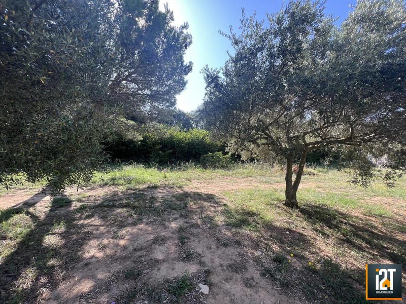 Terrain - 640 m²