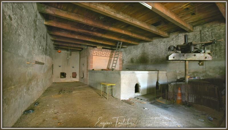 Maison - 317 m² - 1 pièce