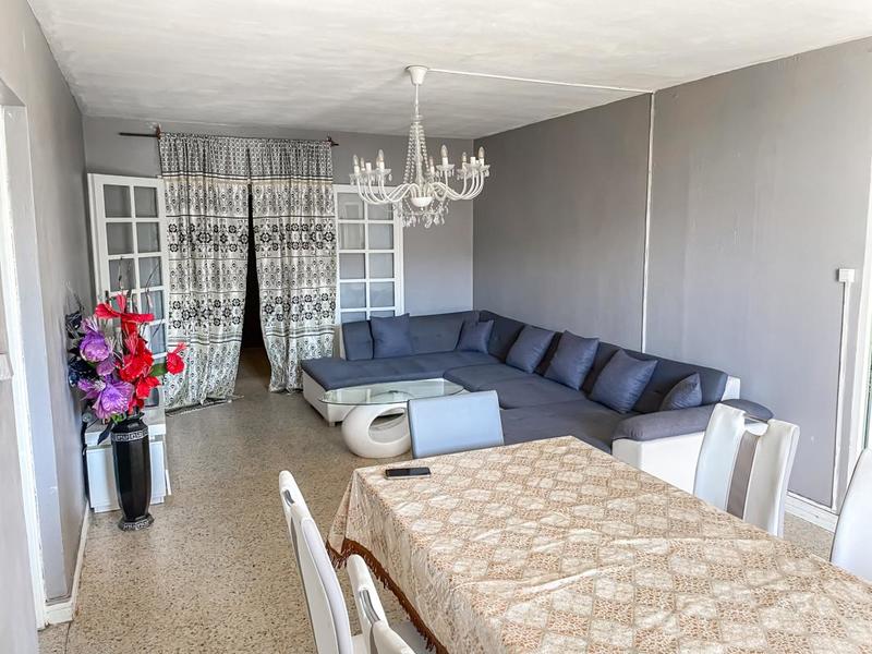 Appartement - 99 m² - 5 pièces