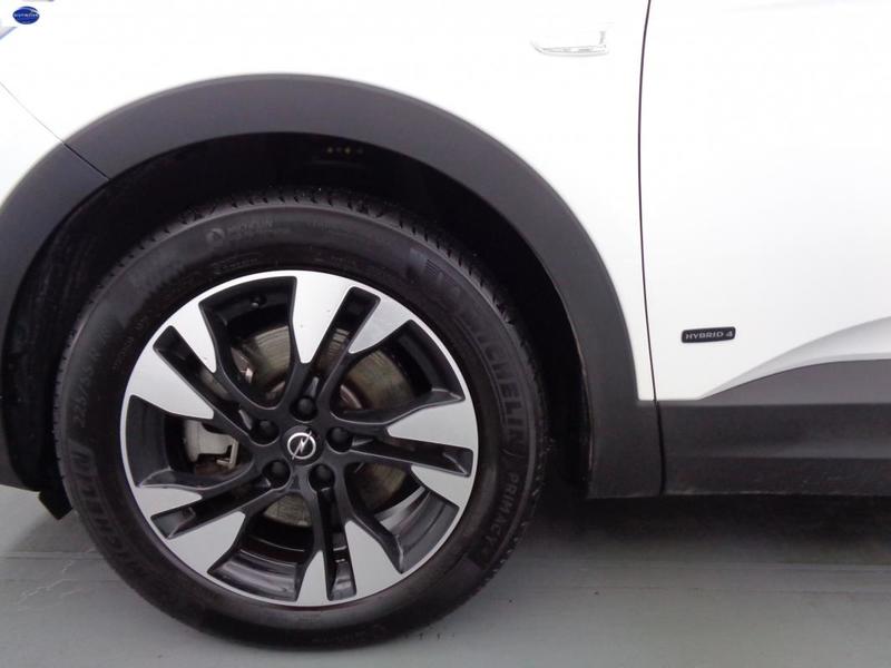 Opel Grandland X 1.6 Hybrid Turbo 300 At8 Ultimate