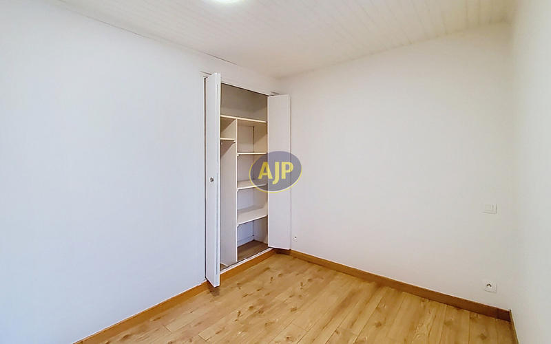 Appartement - 64 m² - 4 pièces