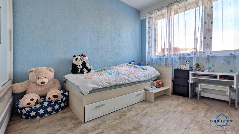 Appartement - 95 m² - 4 pièces