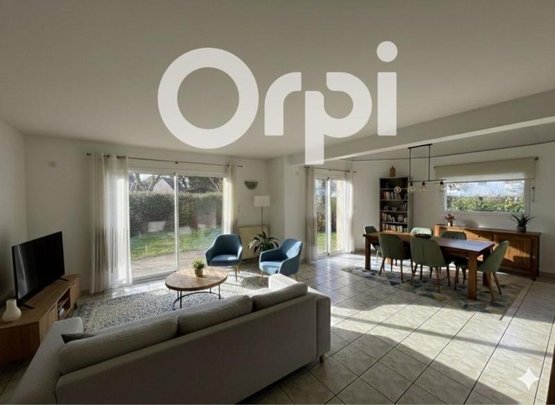 Maison - 102 m² - 5 pièces