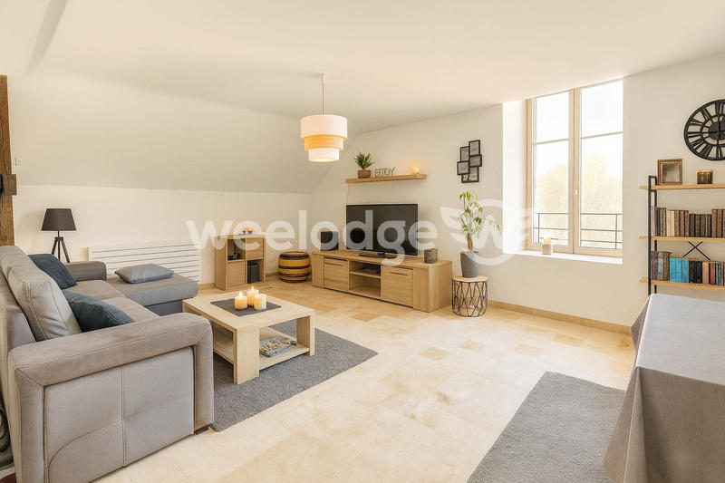 Appartement - 100 m² - 5 pièces