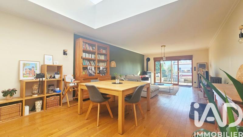 Maison de ville - 207 m² - 7 pièces