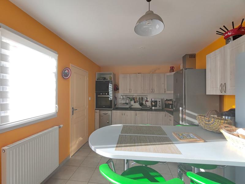Maison - 98 m² - 4 pièces