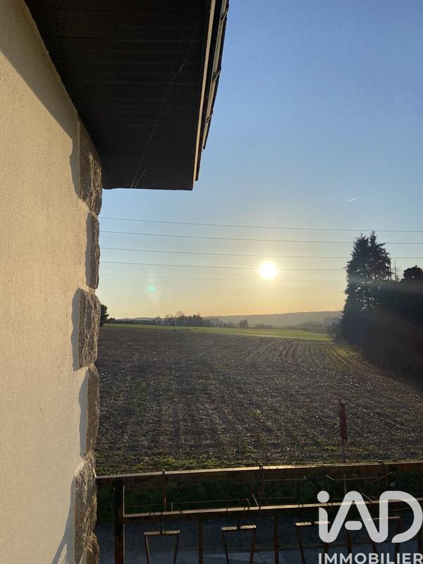 Maison - 200 m² - 8 pièces