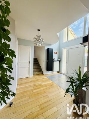 Maison - 136 m² - 6 pièces