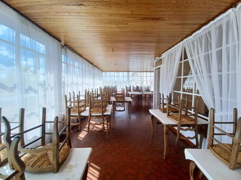 Maison - 550 m² - 20 pièces