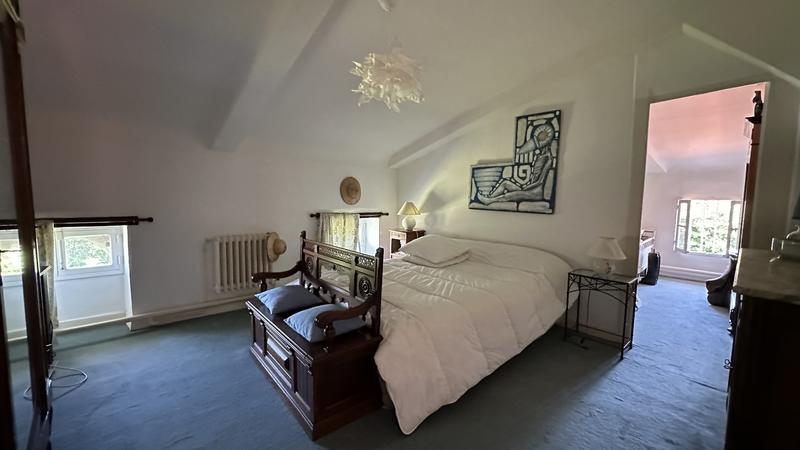 Maison de maîtres - 390 m² - 13 pièces