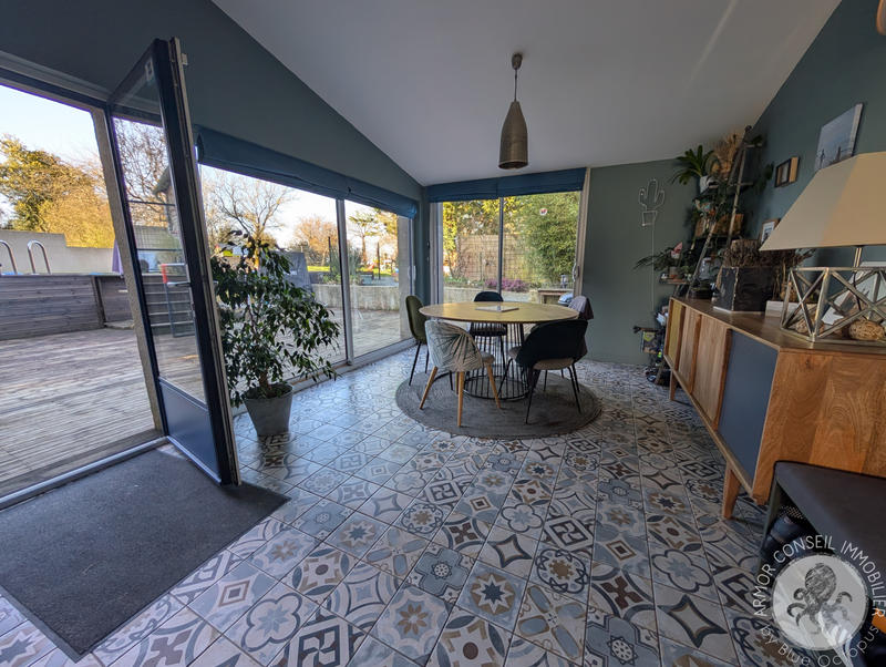 Maison - 159 m² - 6 pièces