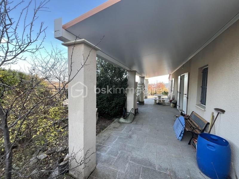 Maison - 143 m² - 4 pièces