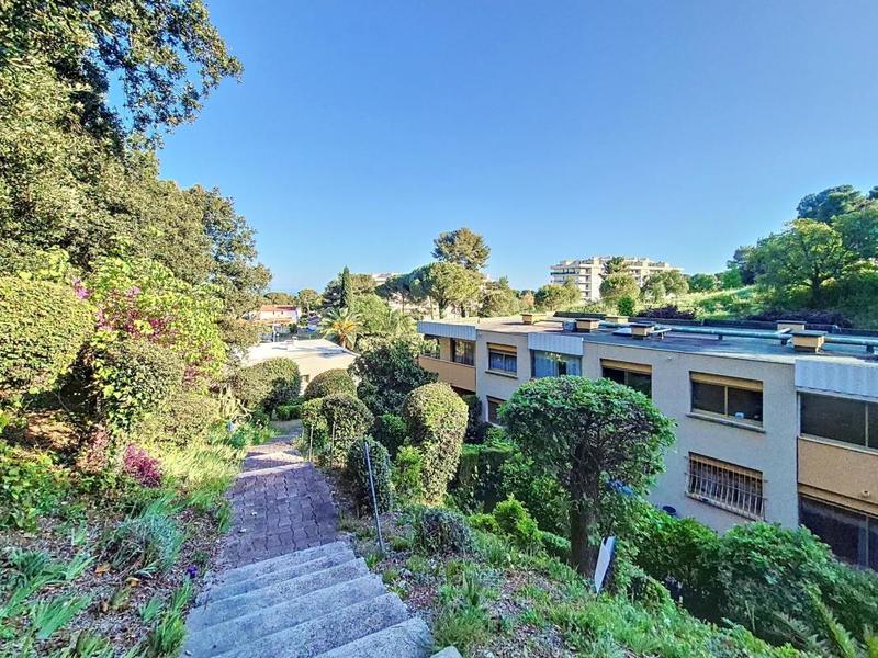 Appartement - 117 m² - 3 pièces