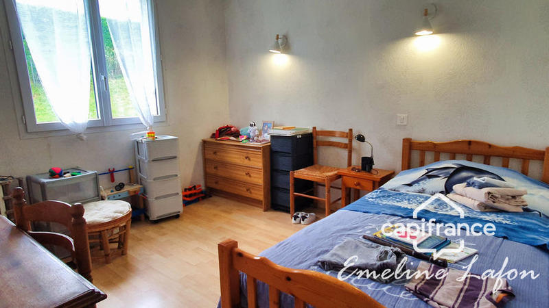 Maison - 196 m² - 8 pièces