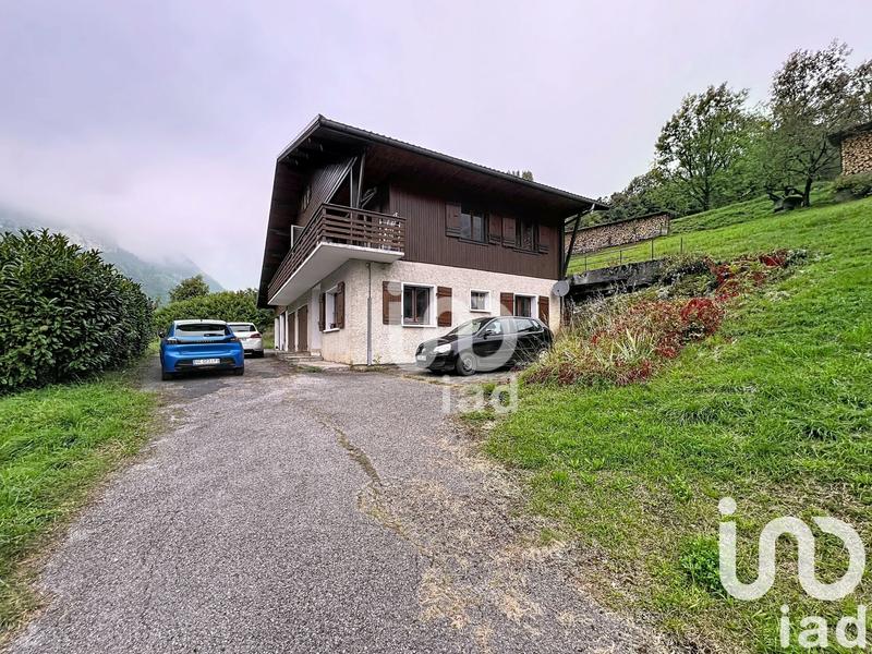 Châlet - 137 m² - 6 pièces