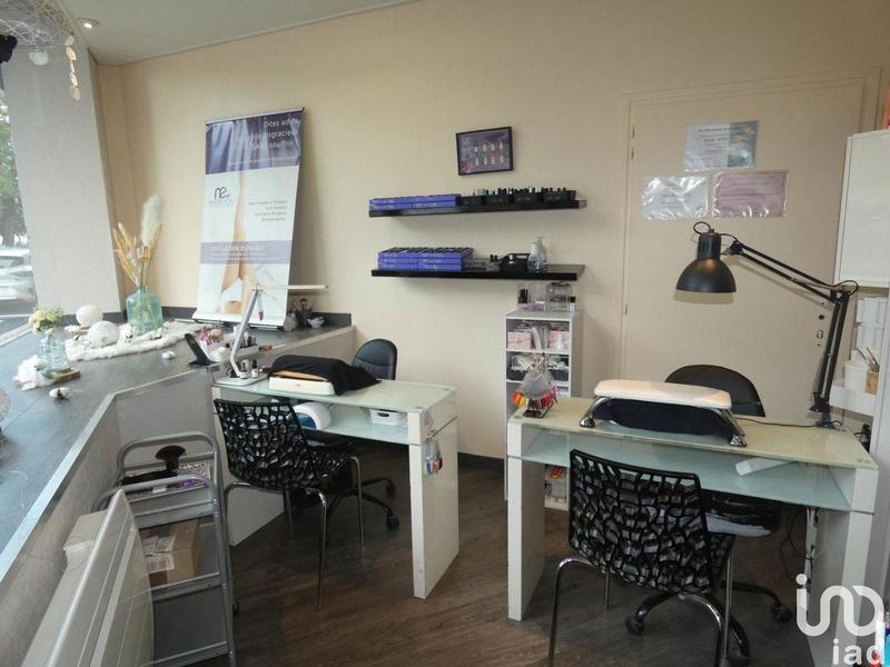 Local commercial - 101 m²