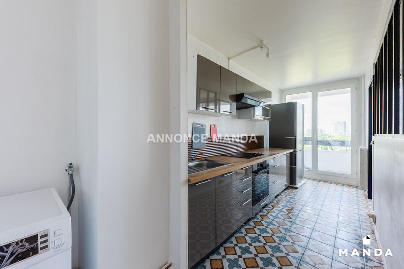 Chambre - 11 m² - 3 pièces