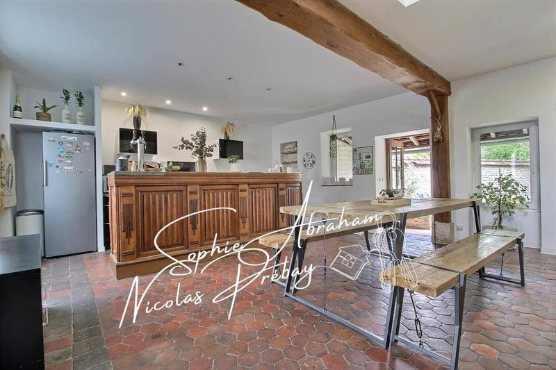 Maison - 155 m² - 6 pièces