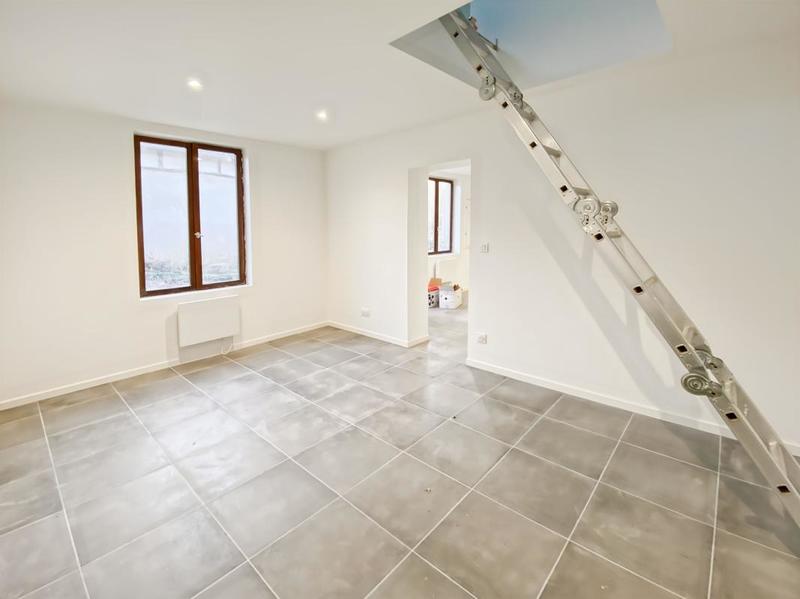 Maison - 60 m² - 4 pièces