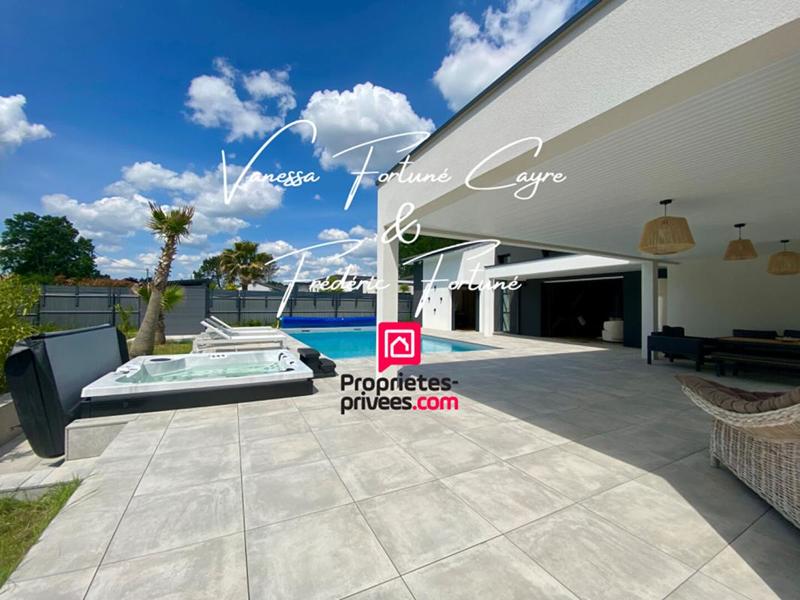 Maison - 190 m² - 5 pièces