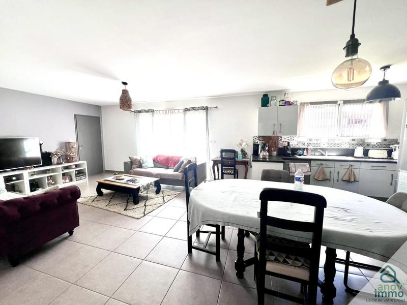 Maison - 104 m² - 5 pièces