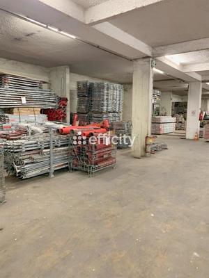 Entrepôt - 2 780 m² - 1 pièce