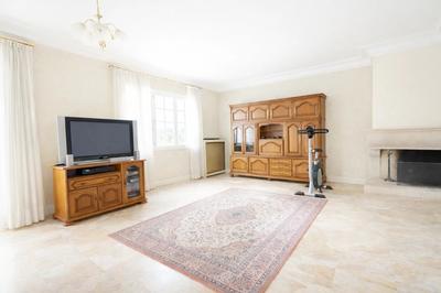 Maison - 231 m² - 8 pièces