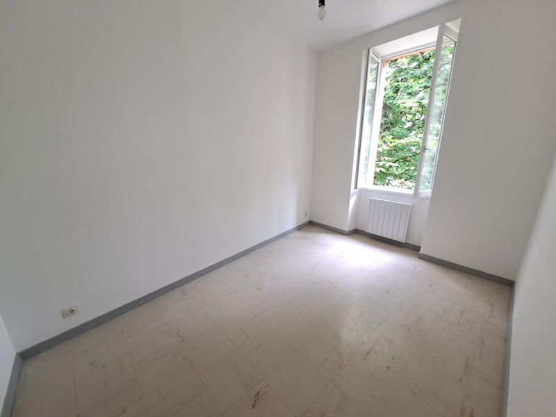 Maison - 102 m² - 4 pièces