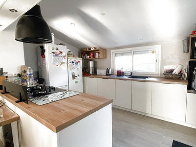 Maison - 80 m² - 5 pièces