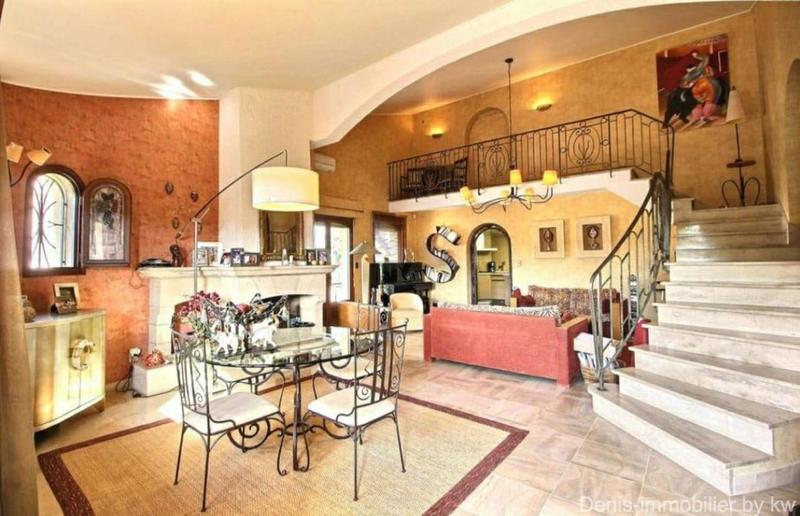 Maison - 138 m² - 5 pièces