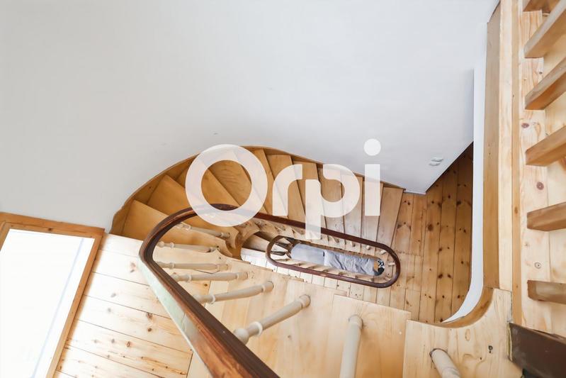 Maison - 176 m² - 6 pièces