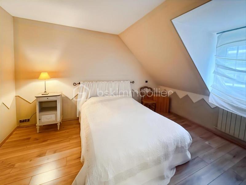 Maison en pierre - 180 m² - 7 pièces