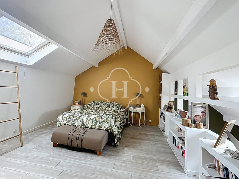 Maison - 191 m² - 8 pièces