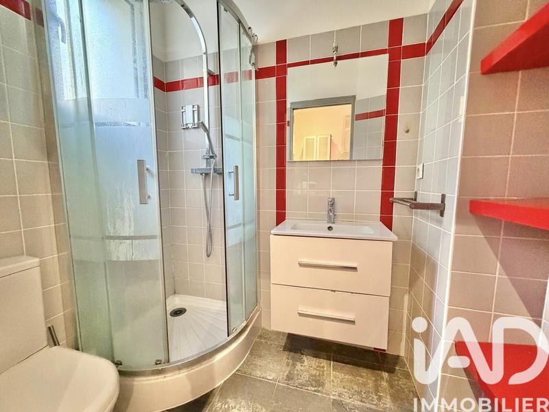 Maison - 300 m² - 5 pièces