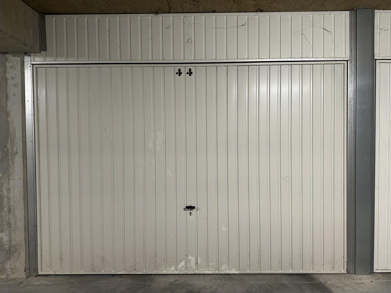 Parking / Garage - 13 m²