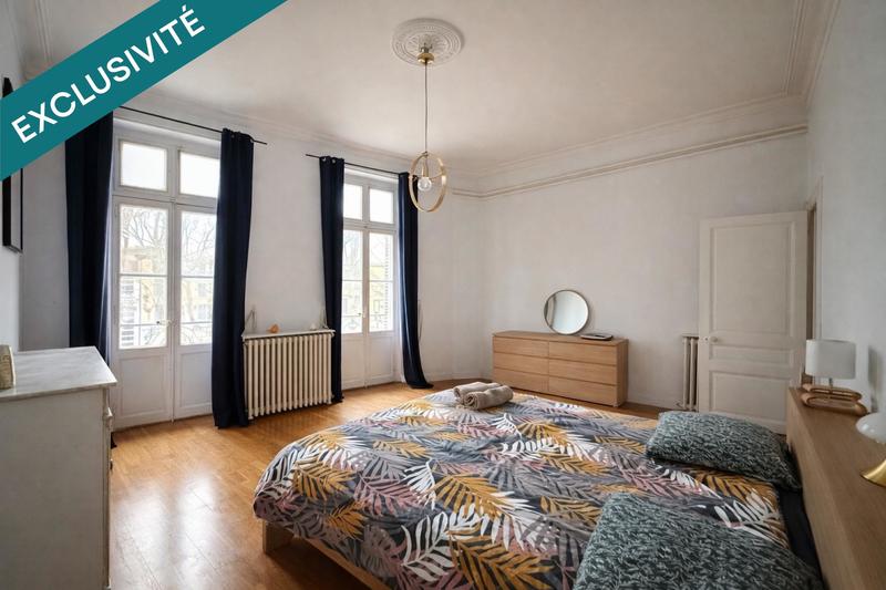 Appartement - 102 m² - 5 pièces