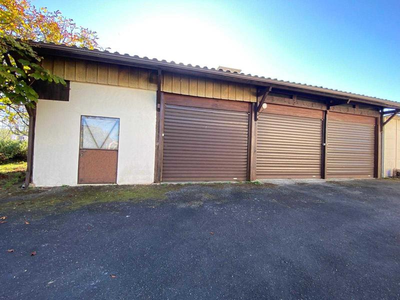 Propriété - 156 m² - 7 pièces